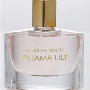 Pyjama Lily by Marilyn Miglin